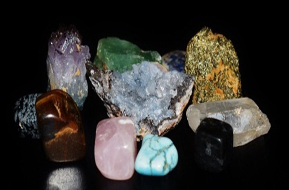 Using Crystals To Attract Someone Who Shares Your Interests